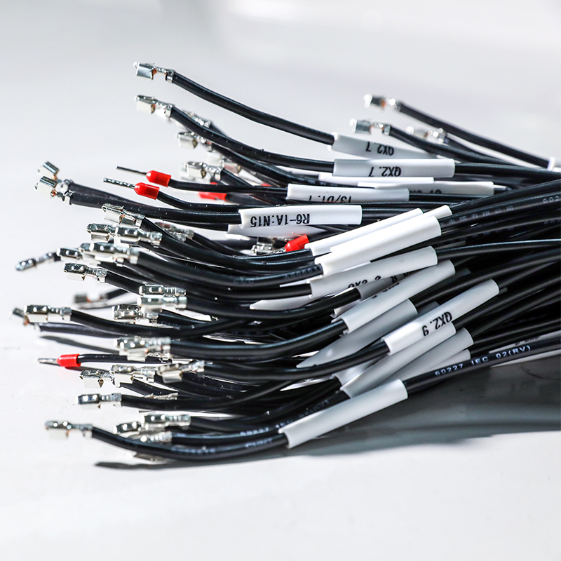 61穿號碼管機，多線型穿號碼管機，穿號碼管端子機，全自動號碼管機端子機