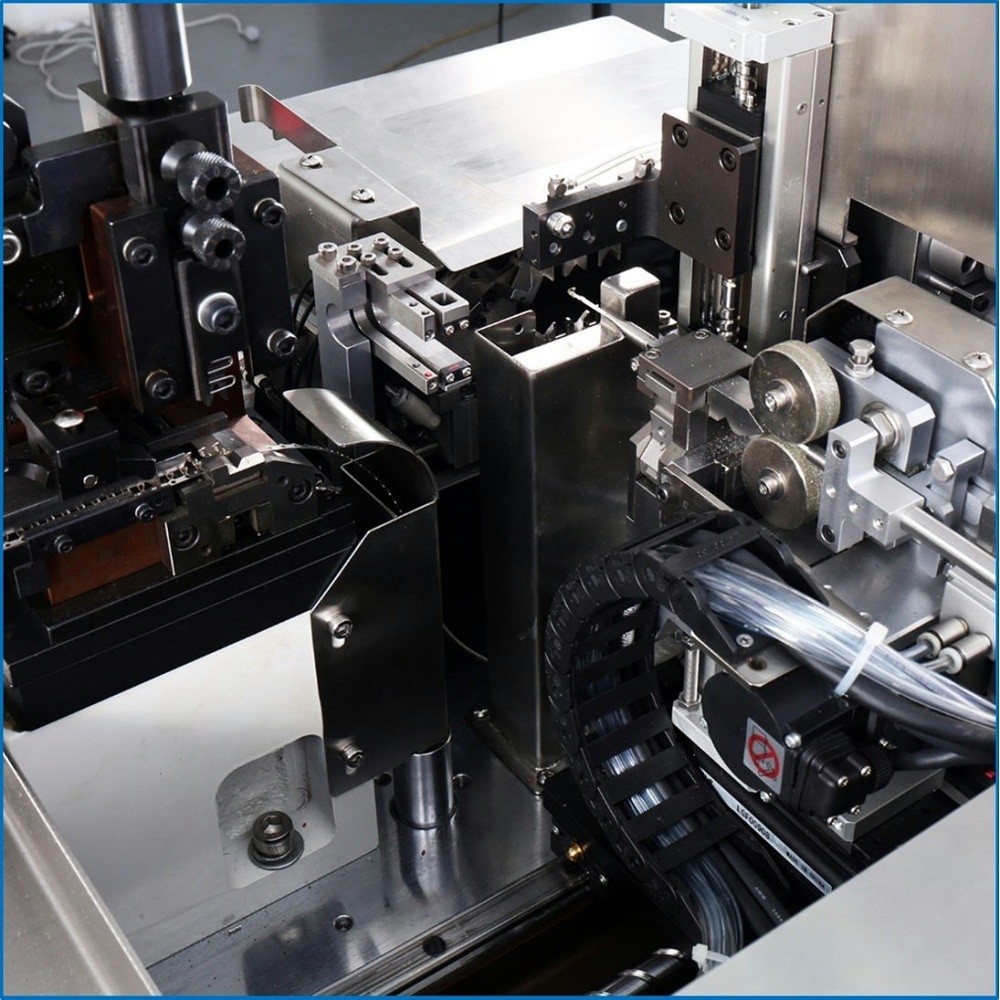 2020款全自動單頭扭線沾錫壓接機(jī) 東莞瑞舟RZT-501B全自動單頭沾錫打端機(jī)細(xì)節(jié)圖